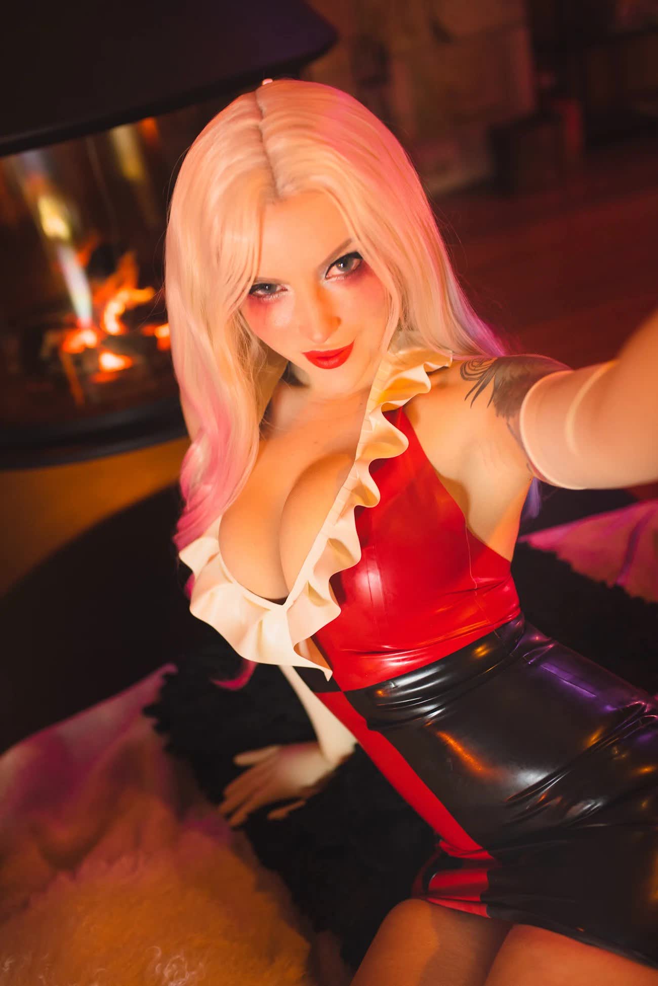 Katyuska Moonfox - Harley Quinn cosplay写真图集